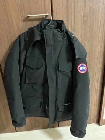 CANADA GOOSE 캠루프스 정품