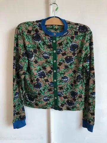 주카 zucca 꽃 패턴 니트 가디건