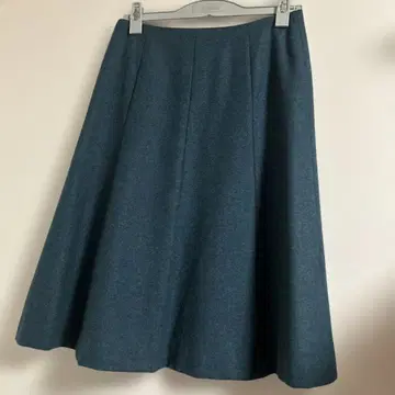 Mackintosh philosophy 다크 블루 플레어 스커트