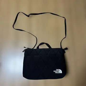 THE NORTH FACE 블랙 숄더백