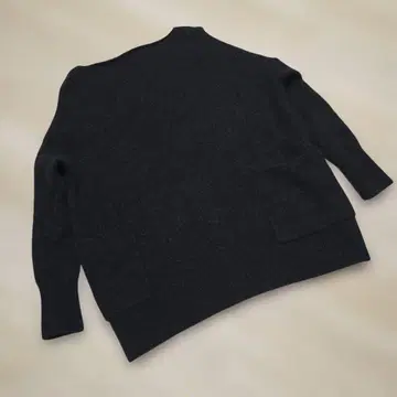 [ FRAMeWORK ] 다크 그레이 풀오버 긴팔 포켓 부착