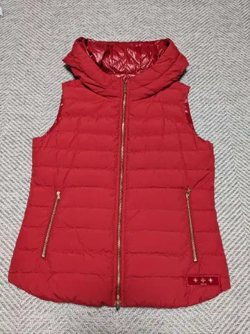 타트라스 다운 베스트 리버서블 02 ML