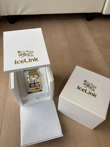 IceLink 골드 다면 다이얼 시계