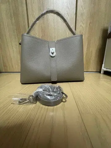 BARCOS 슈링크 가죽 2way 숄더백 베이지