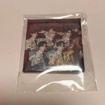 M!LK POP UP EVENT 스퀘어 캔뱃지 집합