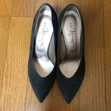 긴자 카네마츠 다크 그레이 스웨이드 하이힐 23cm