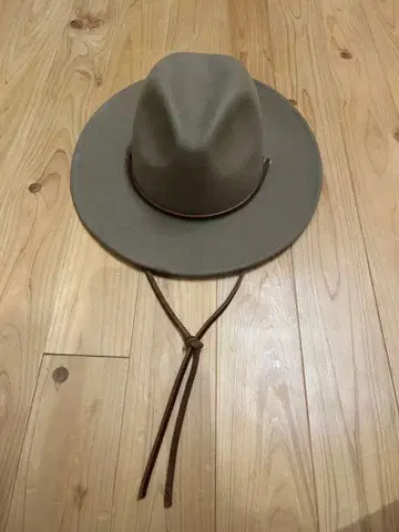 Brixton 그레이 울 햇 M 사이즈 스트랩 포함