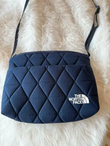 THE NORTH FACE 네이비 숄더백
