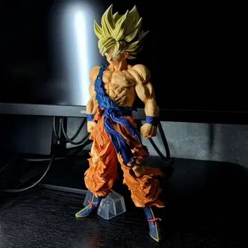 제일복권 VS옴니버스BRAVE C상 드래곤볼 초사이어인 손오공