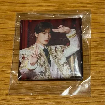 M!LK Sakura Stage 캡슐 토이 야마나카 유타로 스퀘어 캔뱃지