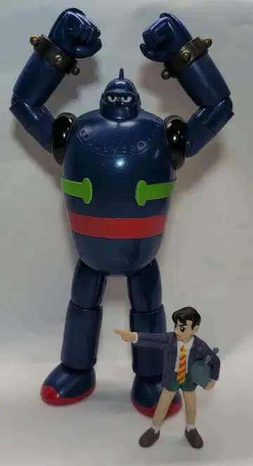 철인 28호와 카네다 쇼타로 피규어 세트