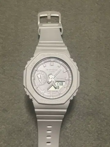 G-SHOCK GA-2100-7AJF GM-B GW-M 화이트 반전 액정