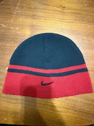 Nike 스트라이프 니트 모자 블랙 레드 00s y2k 그런지 비니