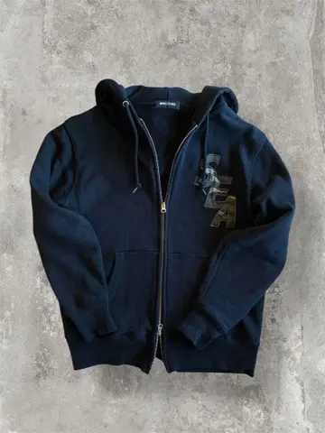 SEA 카모플라쥬 로고 집업 후드티