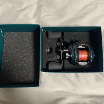 아브가르시아 Revo 울트라 캐스트 왼쪽 릴