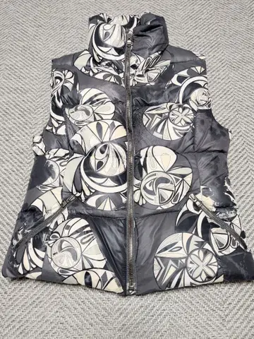 에밀리오 푸치 다운 베스트 ML 40