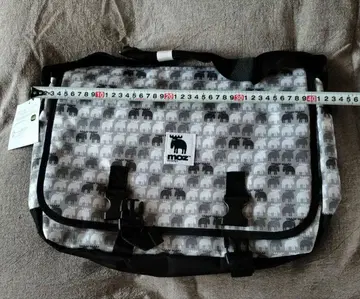 moz 모즈 숄더백 엘크 패턴 그레이 블랙