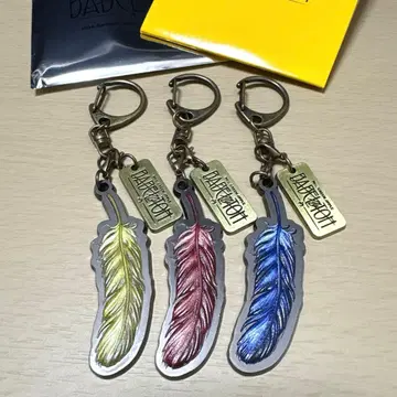 미세스 바벨 깃털 키링 3종 세트