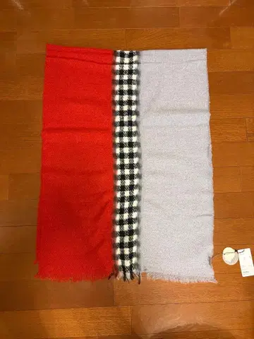 새상품 DESTINE 이탈리아제 스톨 멋집니다!