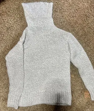 [내추럴 뷰티 베이직] 화이트 하이넥 스웨터