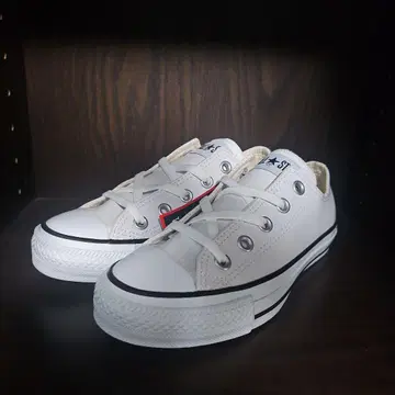 컨버스 올스타 가죽 로우컷 화이트