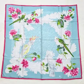 이브 델롬 새와 꽃 실크 스카프