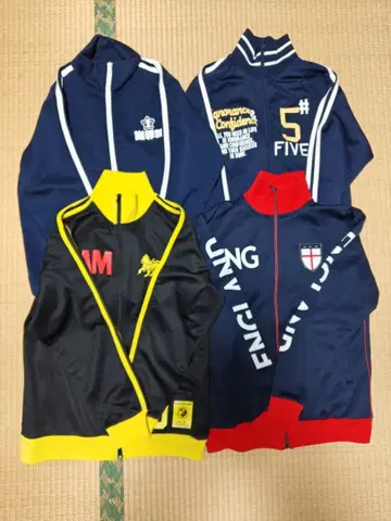 저리 상의 4점 묶음 판매 새상품급 유즈드