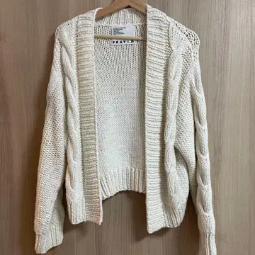 새상품급 FRAY I.D 케이블 짜임 긴팔 가디건