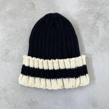 LEUCHTFEUER 로이프트호이어 울 소재 니트 캡