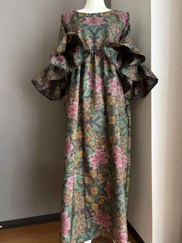 기모노 리메이크 오시마 명주 프릴 소매의 넉넉한 원피스