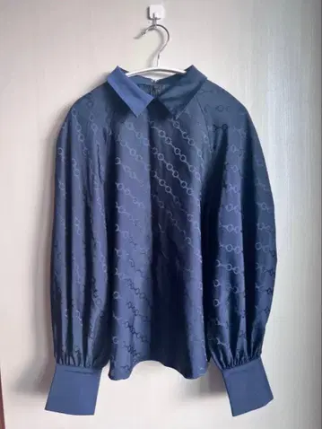 ameri vintage 네이비 로고 패턴 긴팔 셔츠