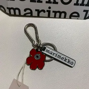 marimekko 꽃 모티브 키링
