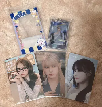 NiziU 온라인 복권 D상 아크릴 메지루시 참 E상 스티커 니나