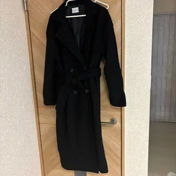 블랙 더블 브레스트 롱 코트