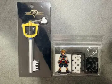 [새상품] 킹덤하츠 로프트 키 블레이드형 볼펜 아크릴 펜 스탠드