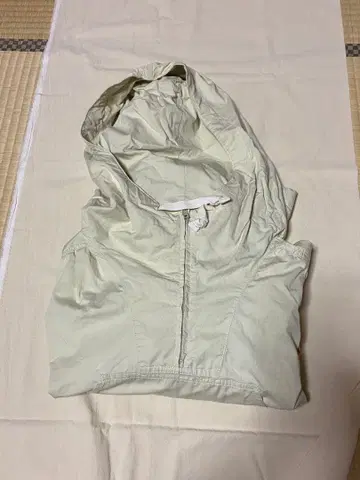 BEAMS BOY 후드 부착 마운틴 파카