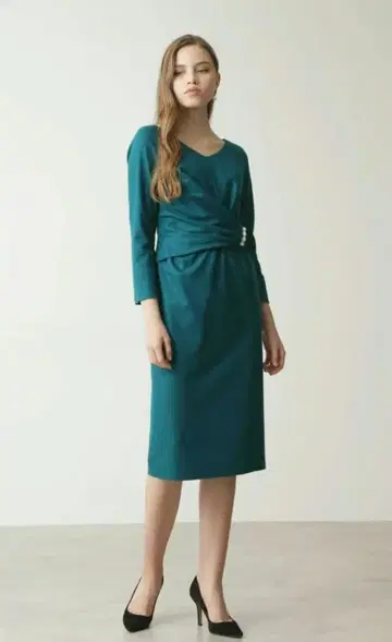 미사용 새상품 Pinky&Dianne 밸런서 펄 원피스 38 그린