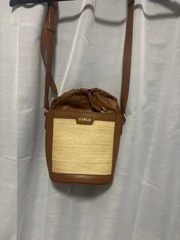 FURLA 복조리형 숄더백 브라운
