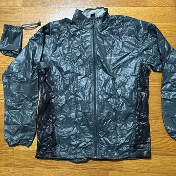 mont-bell 블랙 and 그레이 나일론 자켓 L 수납 봉투 포함