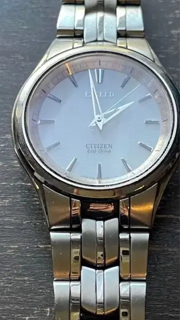 CITIZEN 엑시드 ECO-DRIVE 티타늄 손목시계