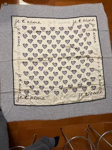 새상품 CITRUS 하트 무늬 스톨