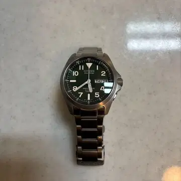 CITIZEN 에코드라이브 그린 시계