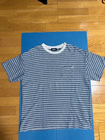 레어 XLARGE 보더 T