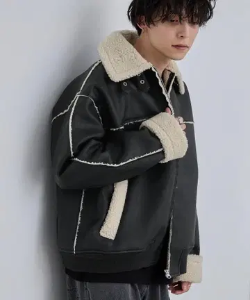 MONO-MART 오버 사이즈 보아 안감 페이크 무스탕 자켓 L