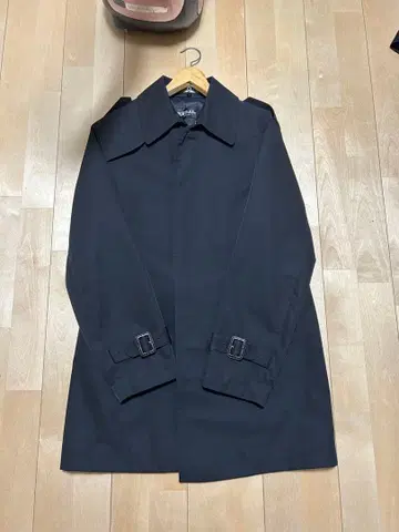 블랙 트렌치코트 허리 벨트 포함