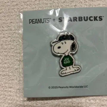 스누피 핀 배지 PEANUTS + STARBUCKS