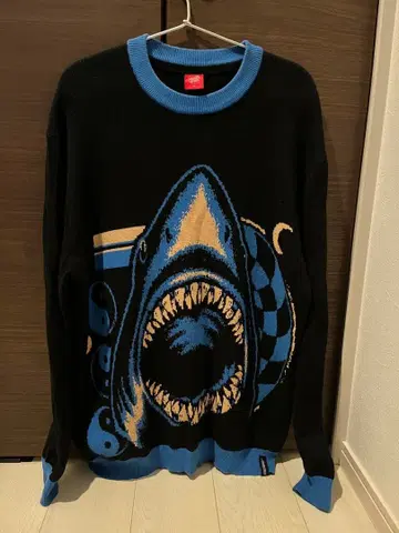 SANTA CRUZ 상어 그래픽 니트 M