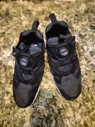 [컨디션 최상] 리복 펌프 퓨리 블랙