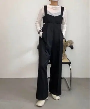 새상품급 CFT. 사이드컷 턱 올인원 살로펫 블랙