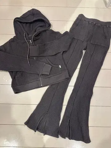 To the sea 와플 저지 셋업